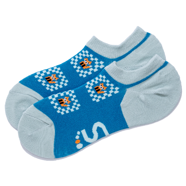 A pair of low-cut ankle socks in blue and light gray, featuring foxes inside a grid pattern